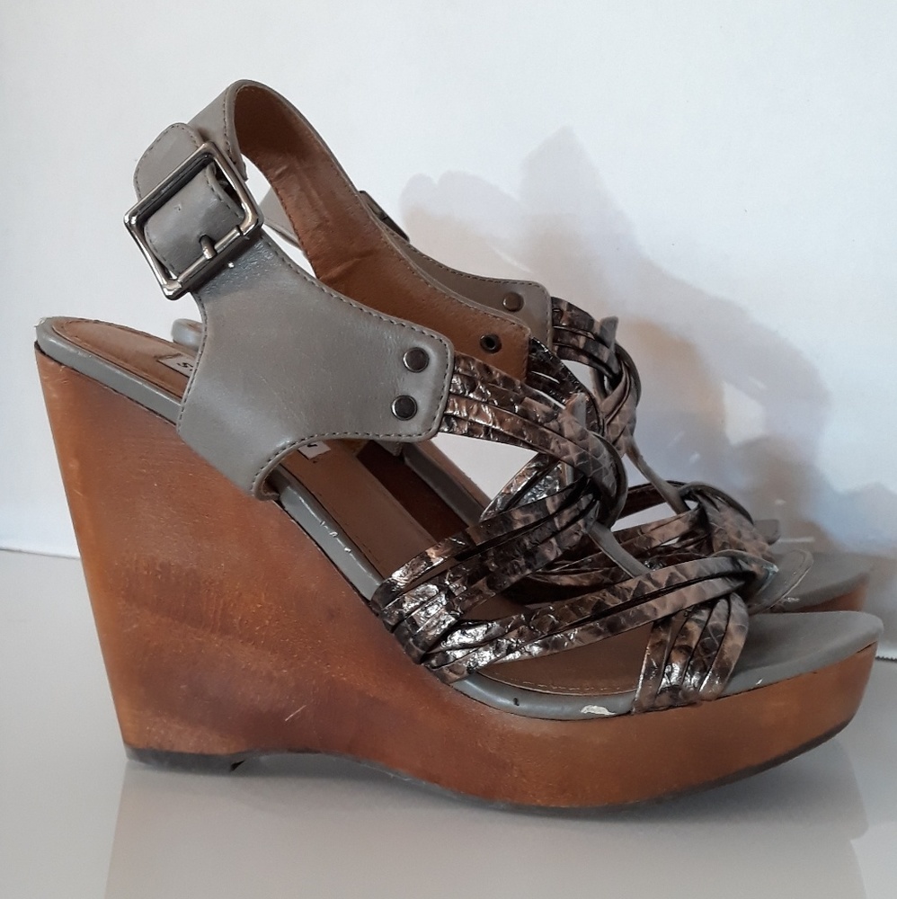 Steve Madden Women's sandals